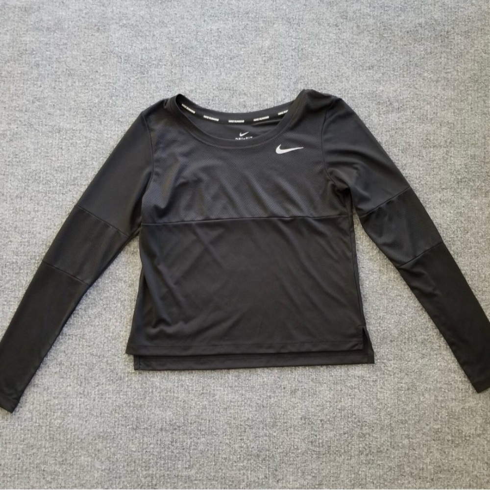 Nike Women Running T Shirt S Black Long Sleeve Dri-Fit Logo Tee